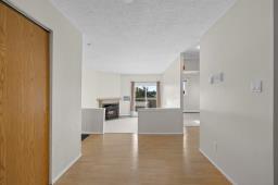 4311 120 Plaza Drive, Winnipeg, MB R3T5K8 Photo 6
