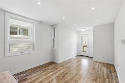 529 Walker Avenue, Winnipeg, MB R3L1C2 Photo 9