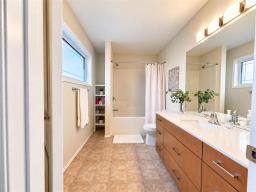 155 Desrosiers Drive, Winnipeg, MB R2C5S4 Photo 21