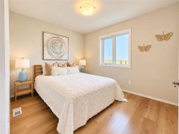 155 Desrosiers Drive, Winnipeg, MB R2C5S4 Photo 23