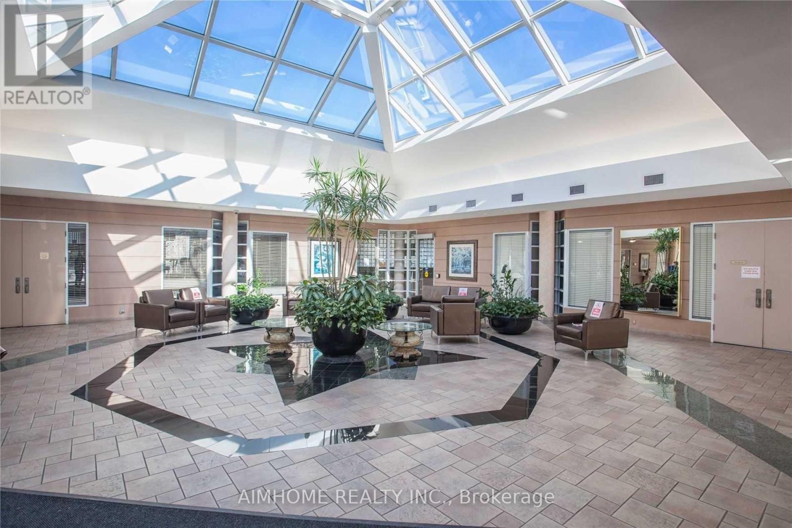 5 Concorde Place