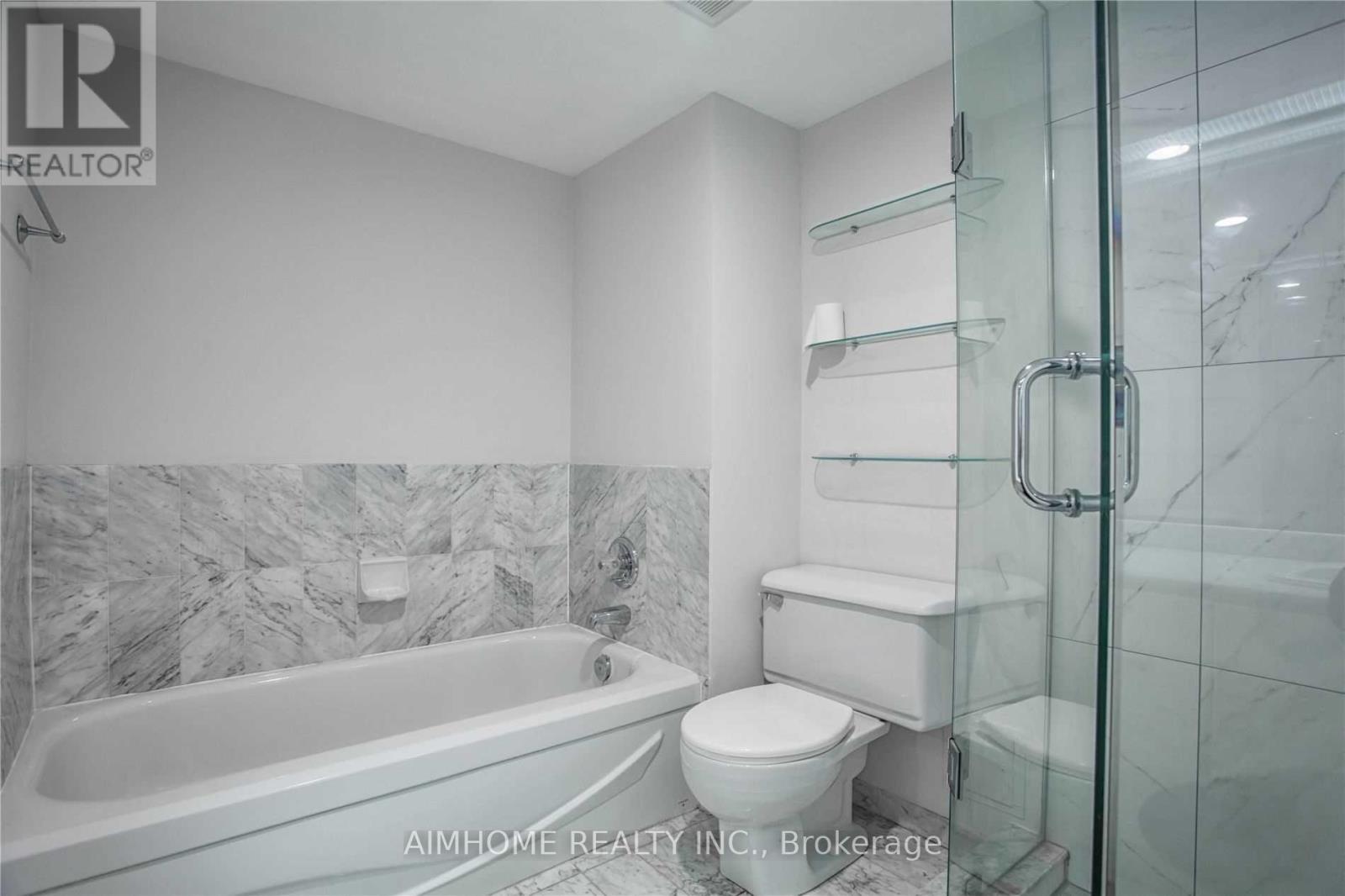 5 Concorde Place — photo 11