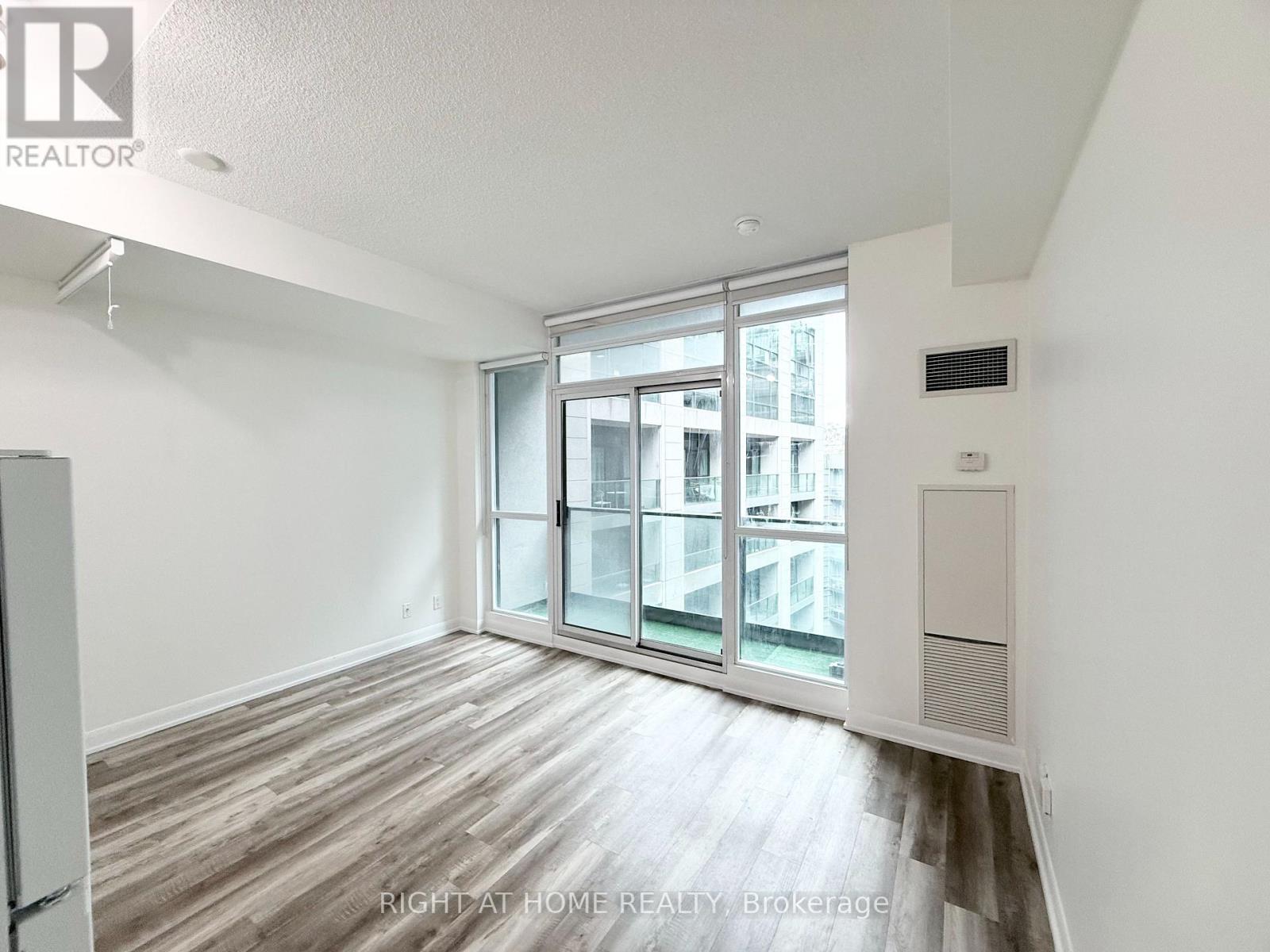 600 Fleet Street — photo 8