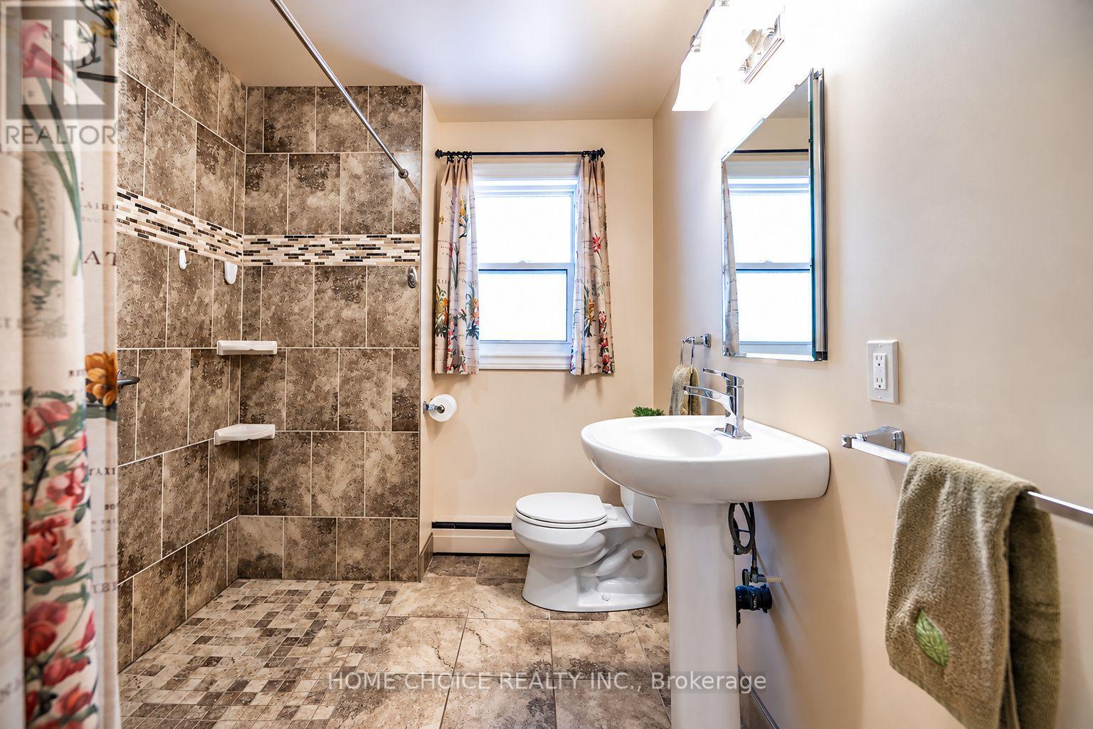 89 Harmony Road North, Oshawa, ON photo 21