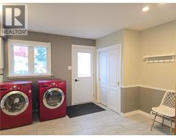 Living room - 1211 Whelton, Bathurst, NB E2A3S7 Photo 8