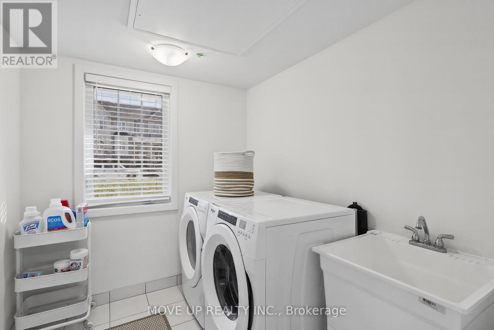 9 ANDREW KNOWLES LANE S - 28