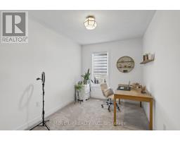 9 Andrew Knowles Lane S, East Gwillimbury, ON L0G1M0 Photo 16