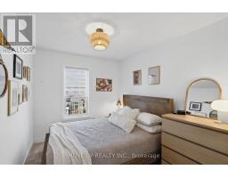 9 Andrew Knowles Lane S, East Gwillimbury, ON L0G1M0 Photo 18