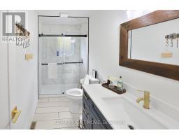 4530 Granite Ridge Lane, Severn, ON L0K2B0 Photo 8