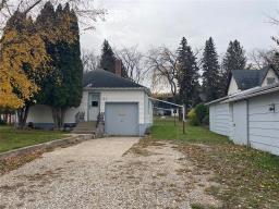 121 7th Street, Birtle, MB R0M0C0 Photo 30
