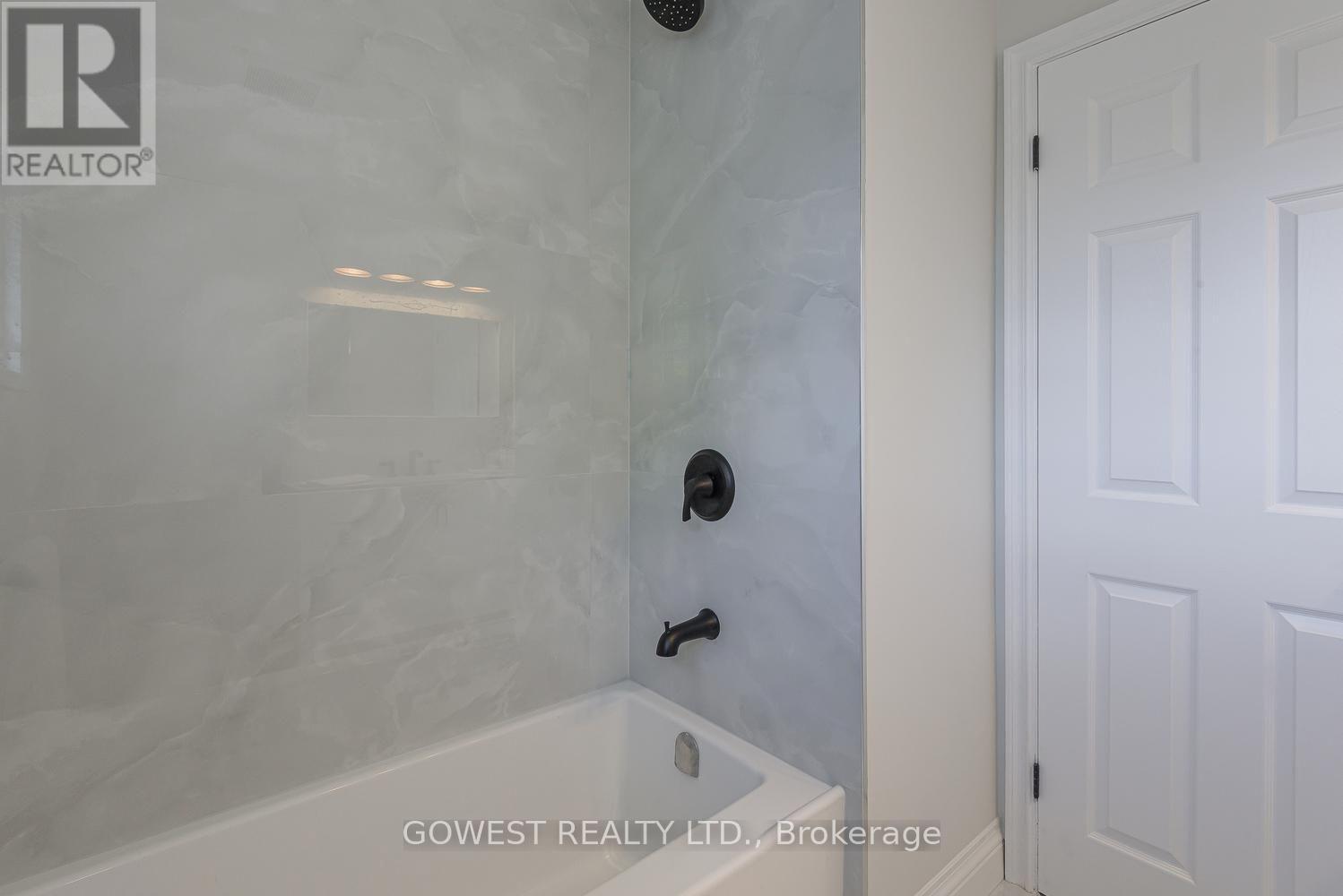 342 Bryant Crescent, Burlington, ON photo 16