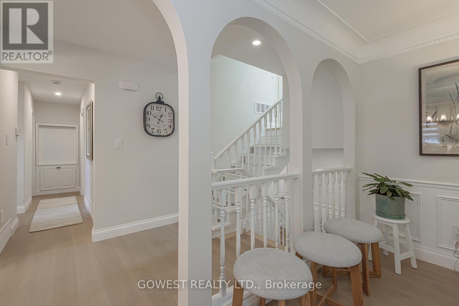 342 Bryant Crescent, Burlington, ON photo 3