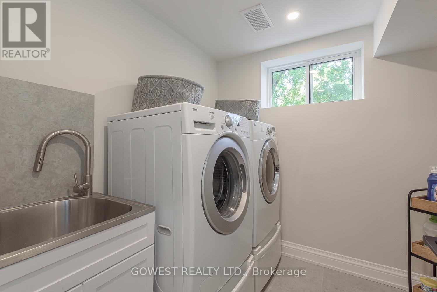 342 Bryant Crescent, Burlington, ON photo 33