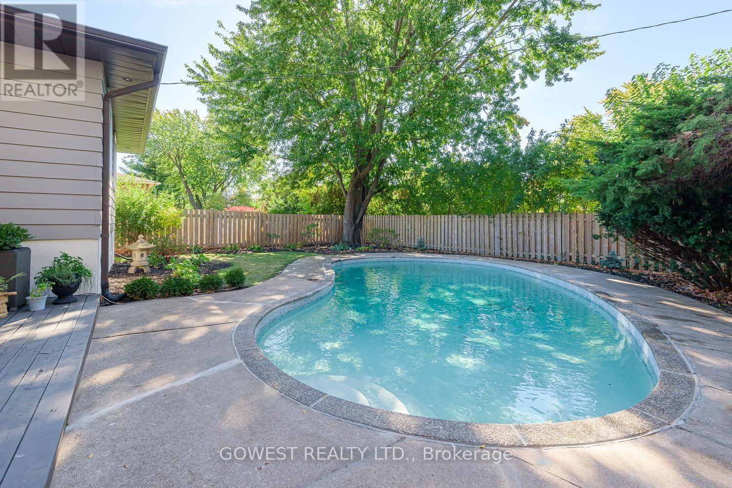 342 Bryant Crescent, Burlington, ON photo 39