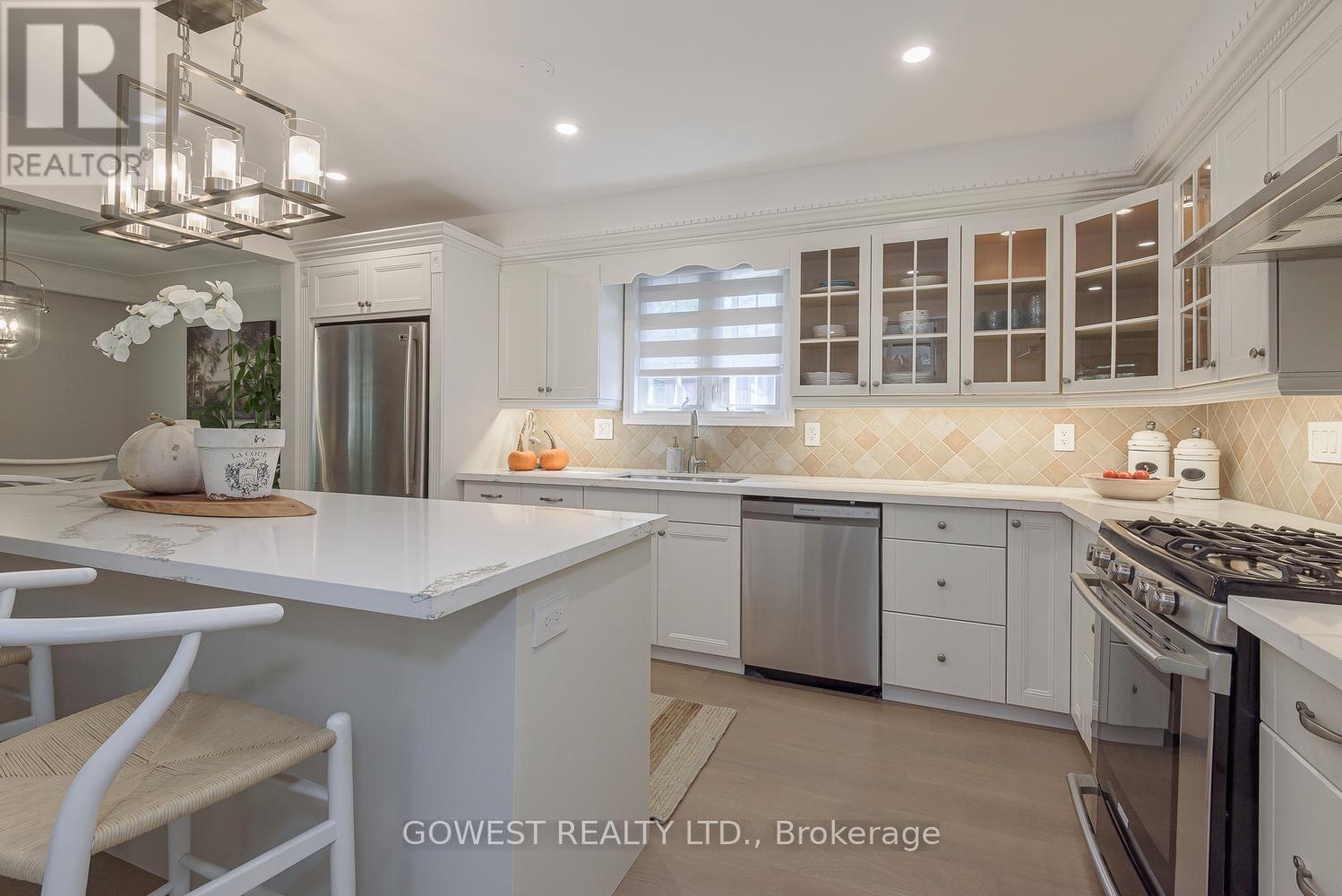 342 Bryant Crescent, Burlington, ON photo 5
