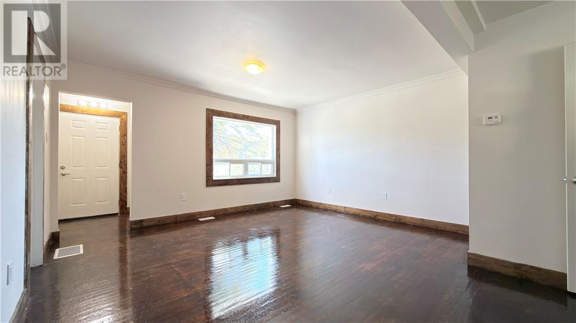 485 Lorne Street — photo 4
