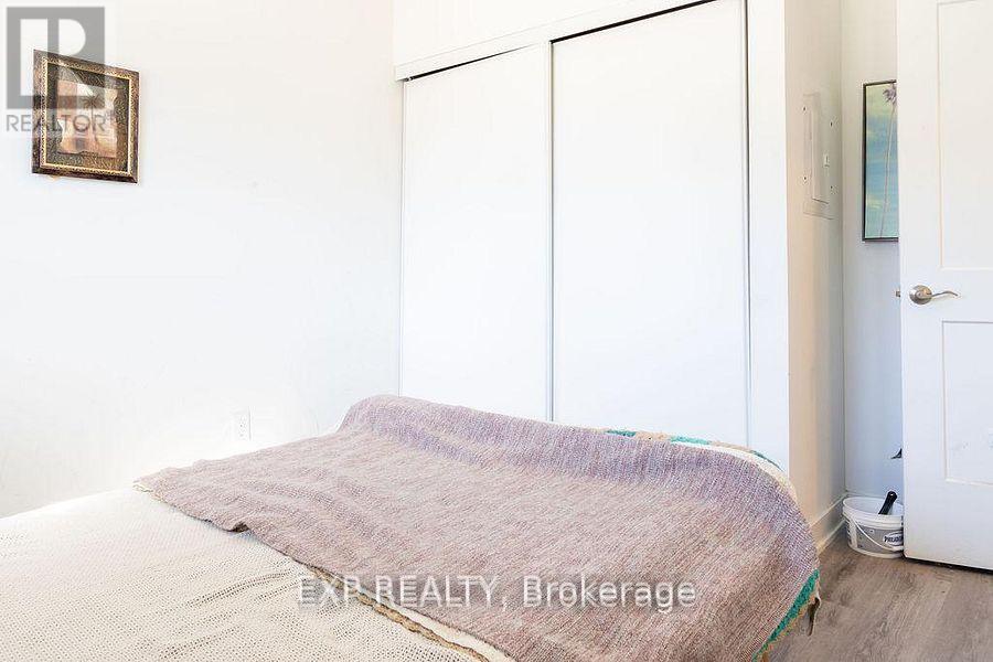 110 Fergus Avenue — photo 11