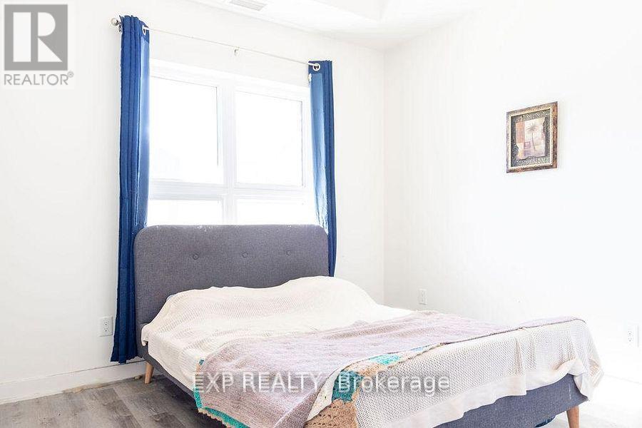 110 Fergus Avenue — photo 13