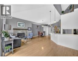 5pc Bathroom - 248 Springbank Villas Sw, Calgary, AB T3H5P7 Photo 6
