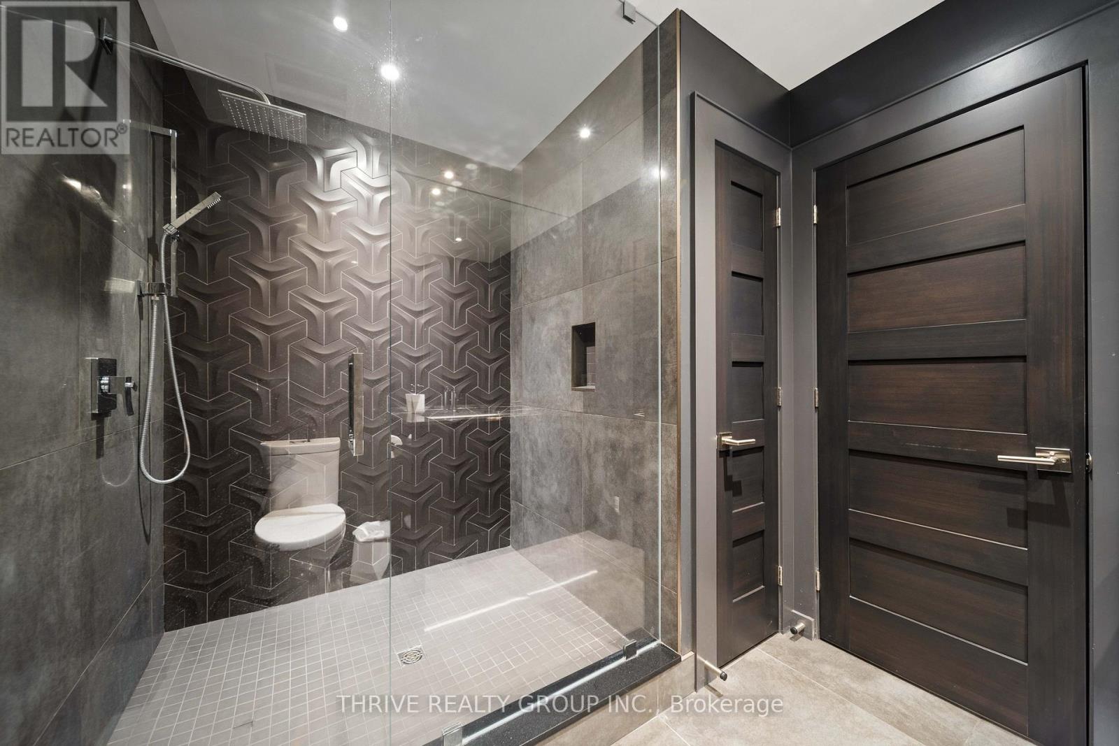 2339 Waterside Court — photo 47