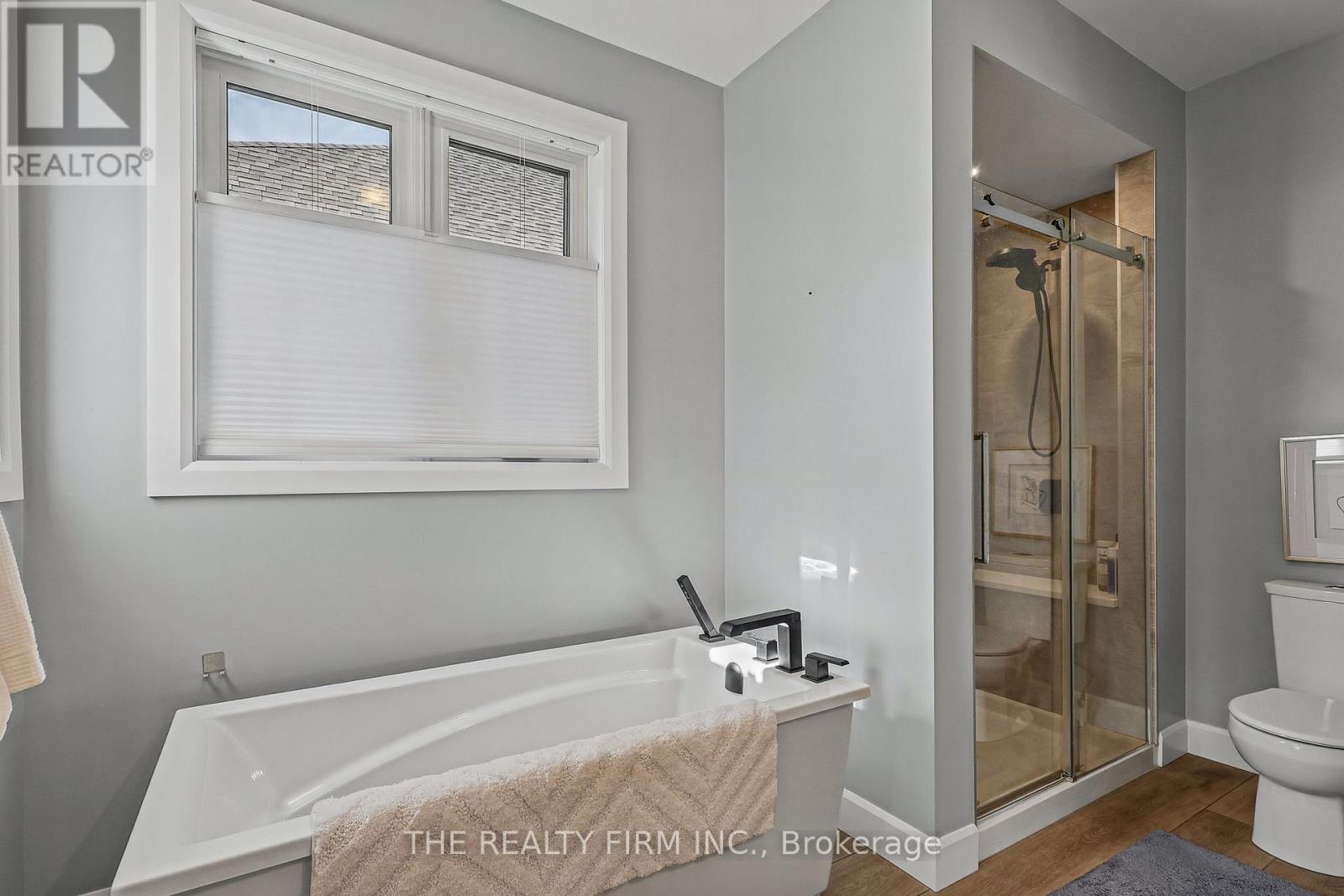 53 Foxborough Place — photo 18