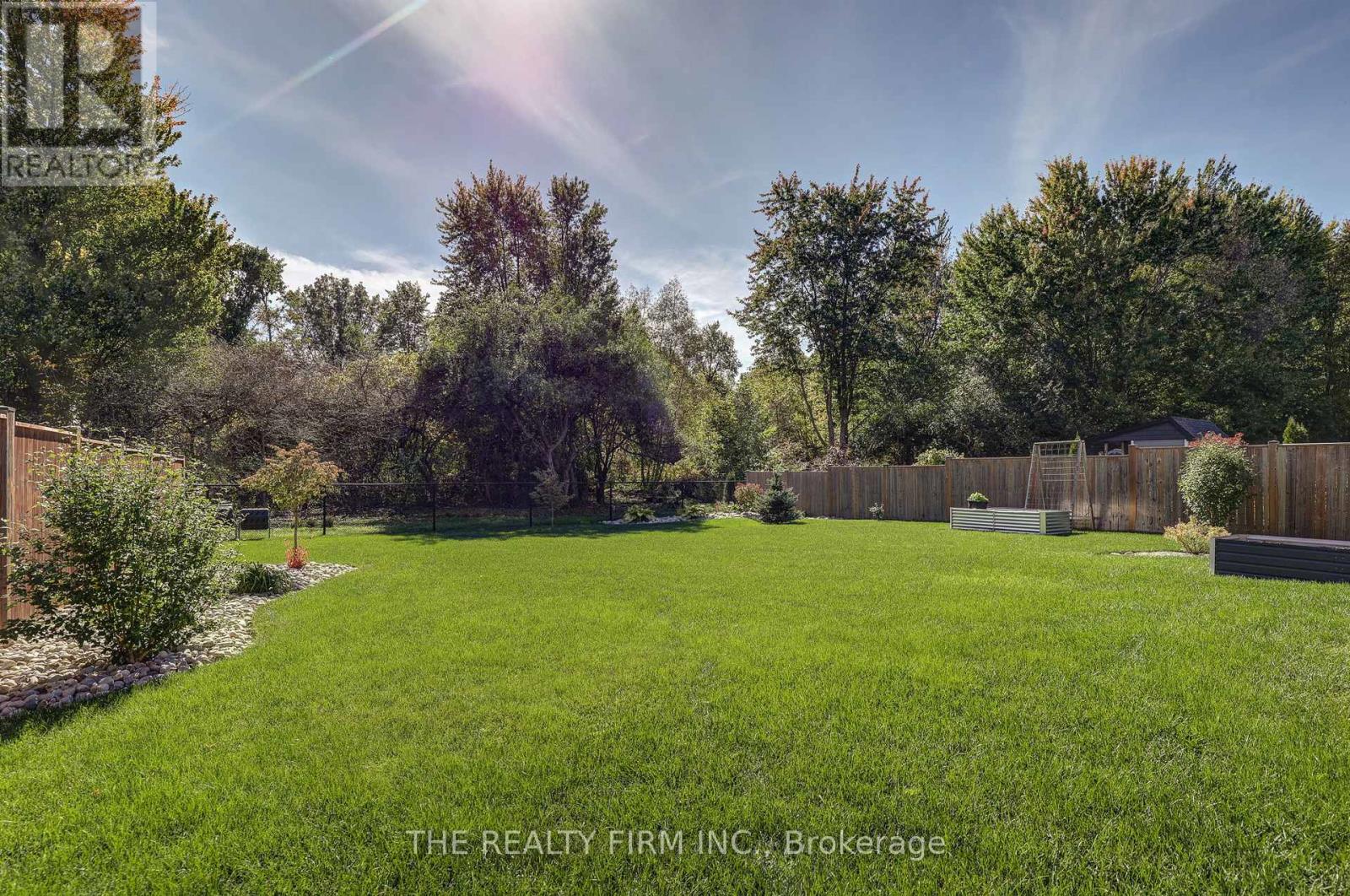 53 Foxborough Place — photo 36