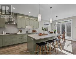 Kitchen - 53 Foxborough Place, Thames Centre, ON N0M2P0 Photo 8