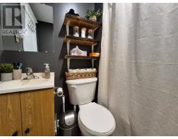 1 Osmond Place thumbnail 32