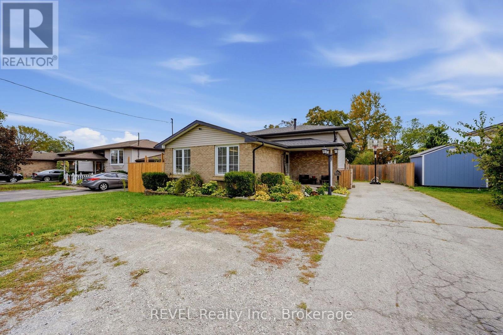 1407 GARRISON ROAD - Image 28