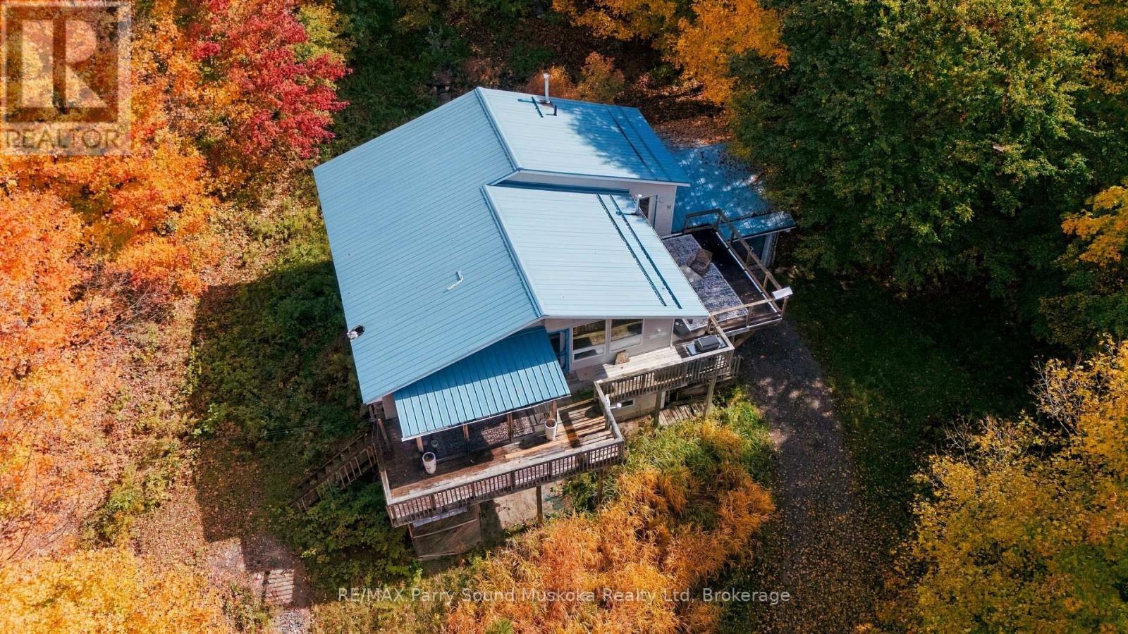 5 MAPLEWOOD DRIVE - 3