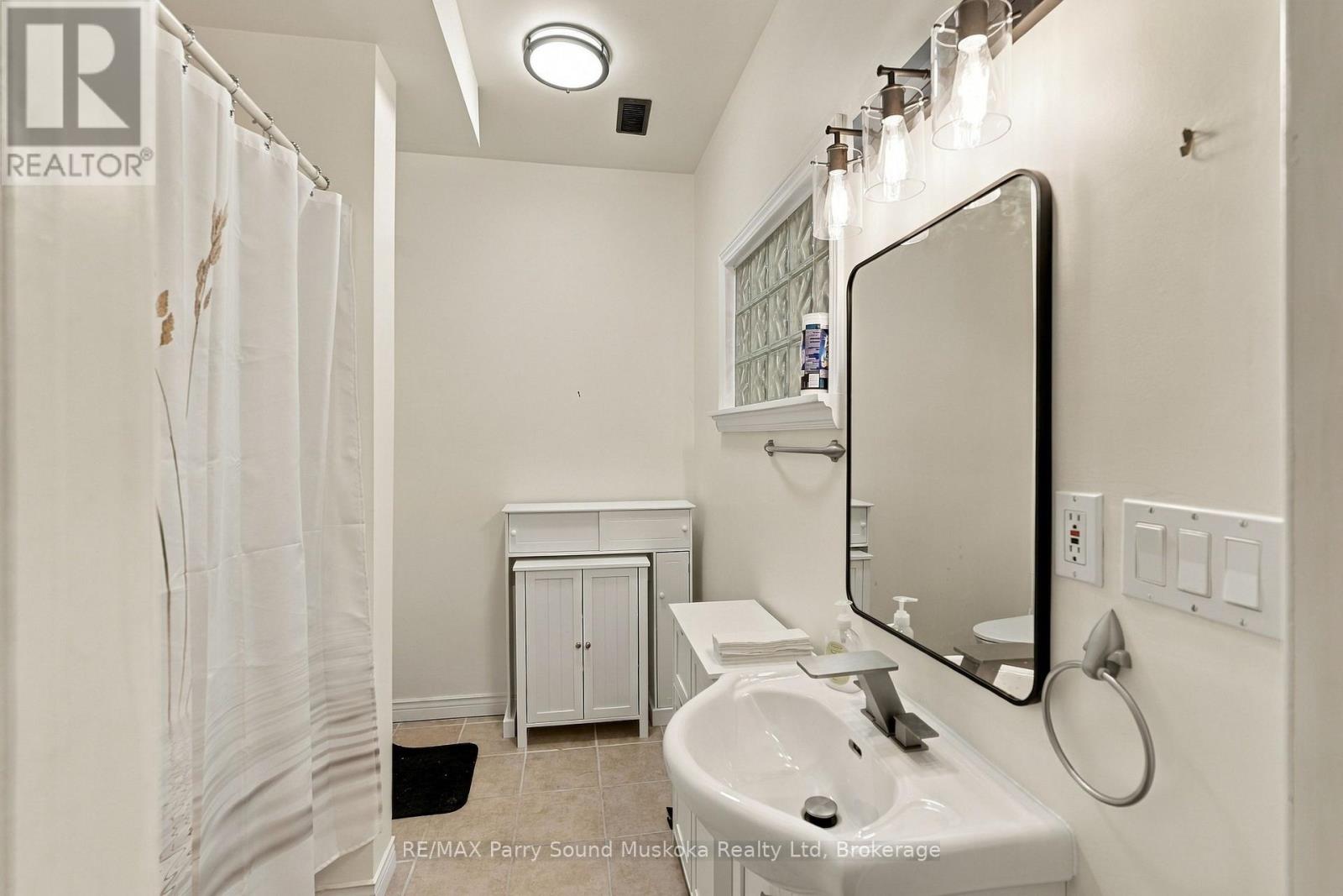 5 Maplewood Drive — photo 31
