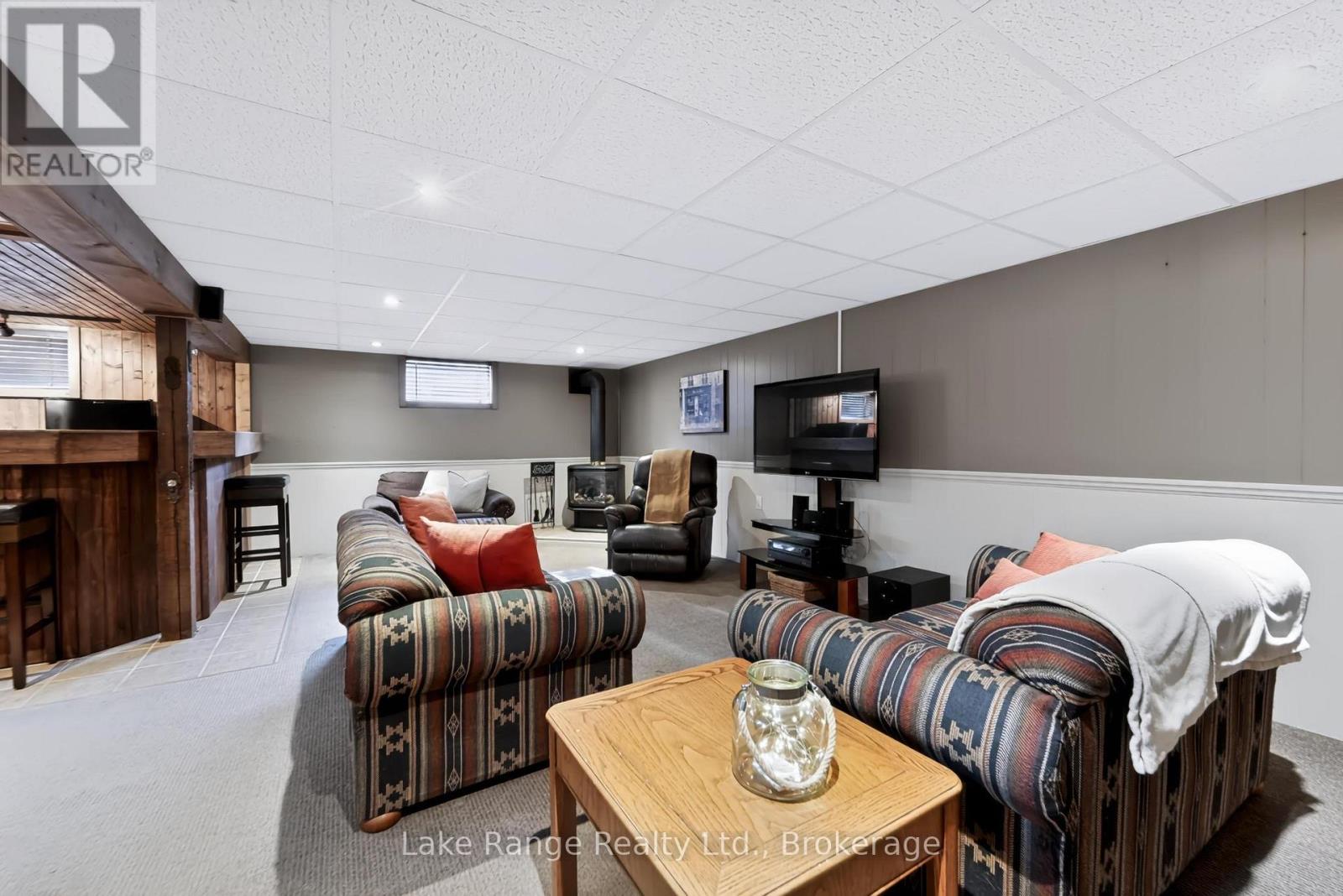 701 Maple Street — photo 13