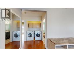 240 Loch Lomond Road, photo 12
