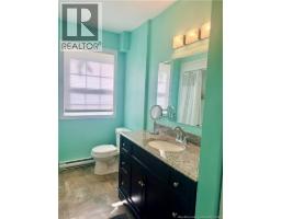 240 Loch Lomond Road, photo 21