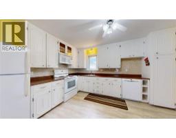 240 Loch Lomond Road, photo 10