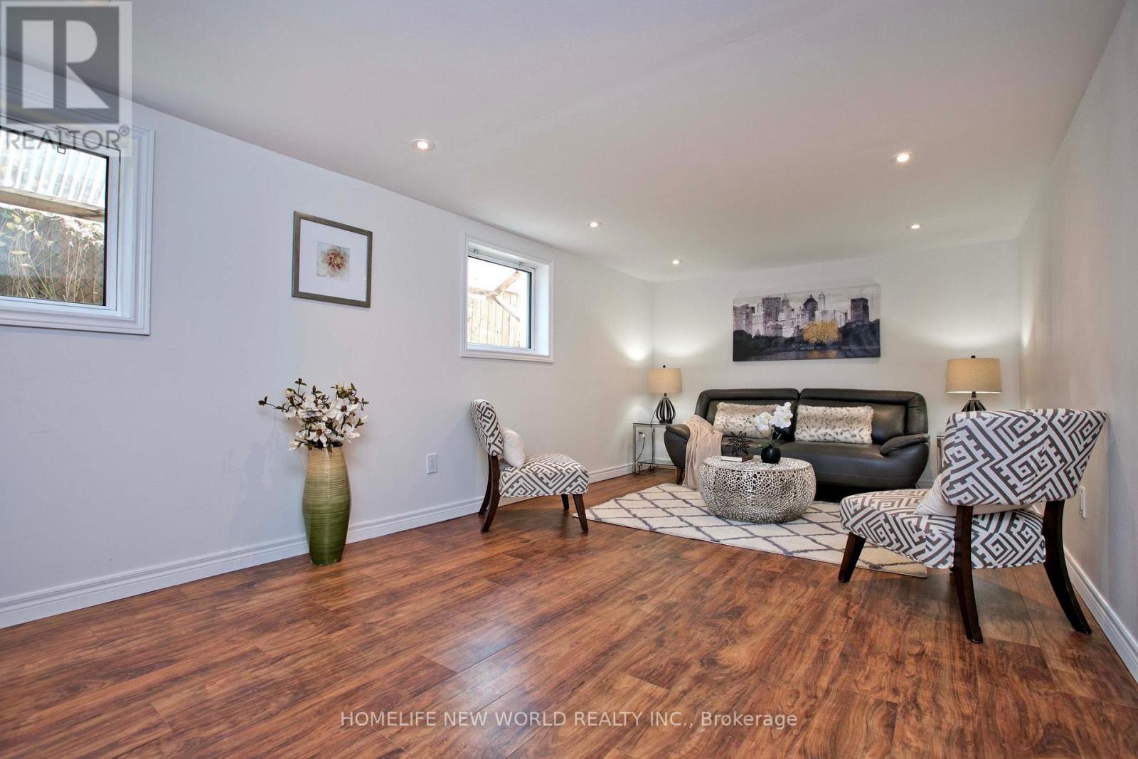 1390 Garvolin Avenue, Pickering, ON photo 22