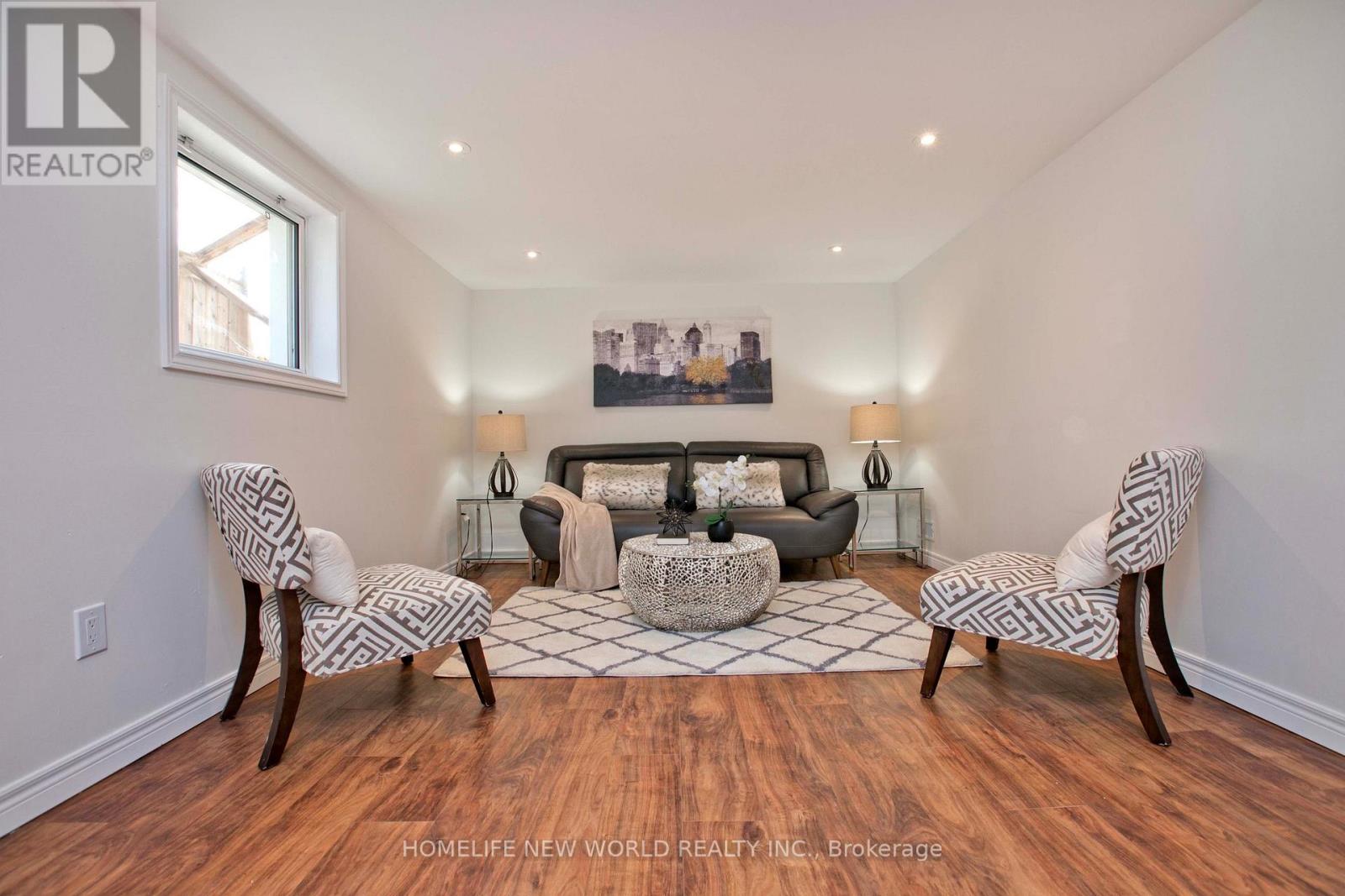1390 Garvolin Avenue, Pickering, ON photo 23