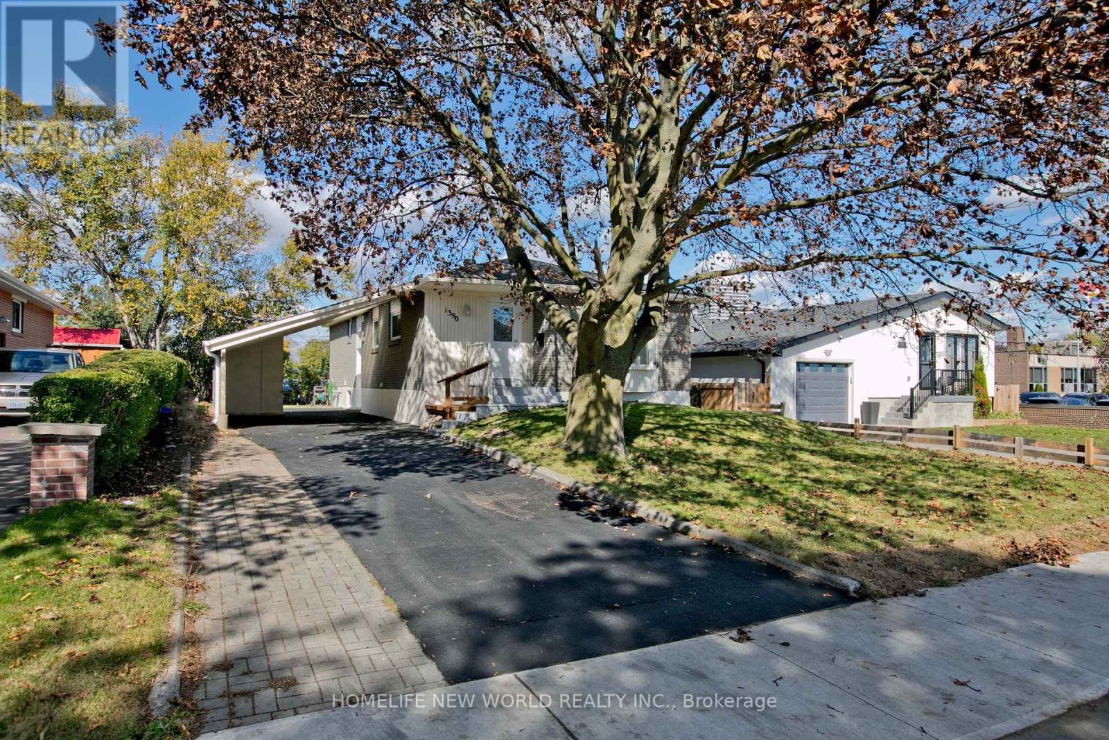 1390 Garvolin Avenue, Pickering, ON photo 3