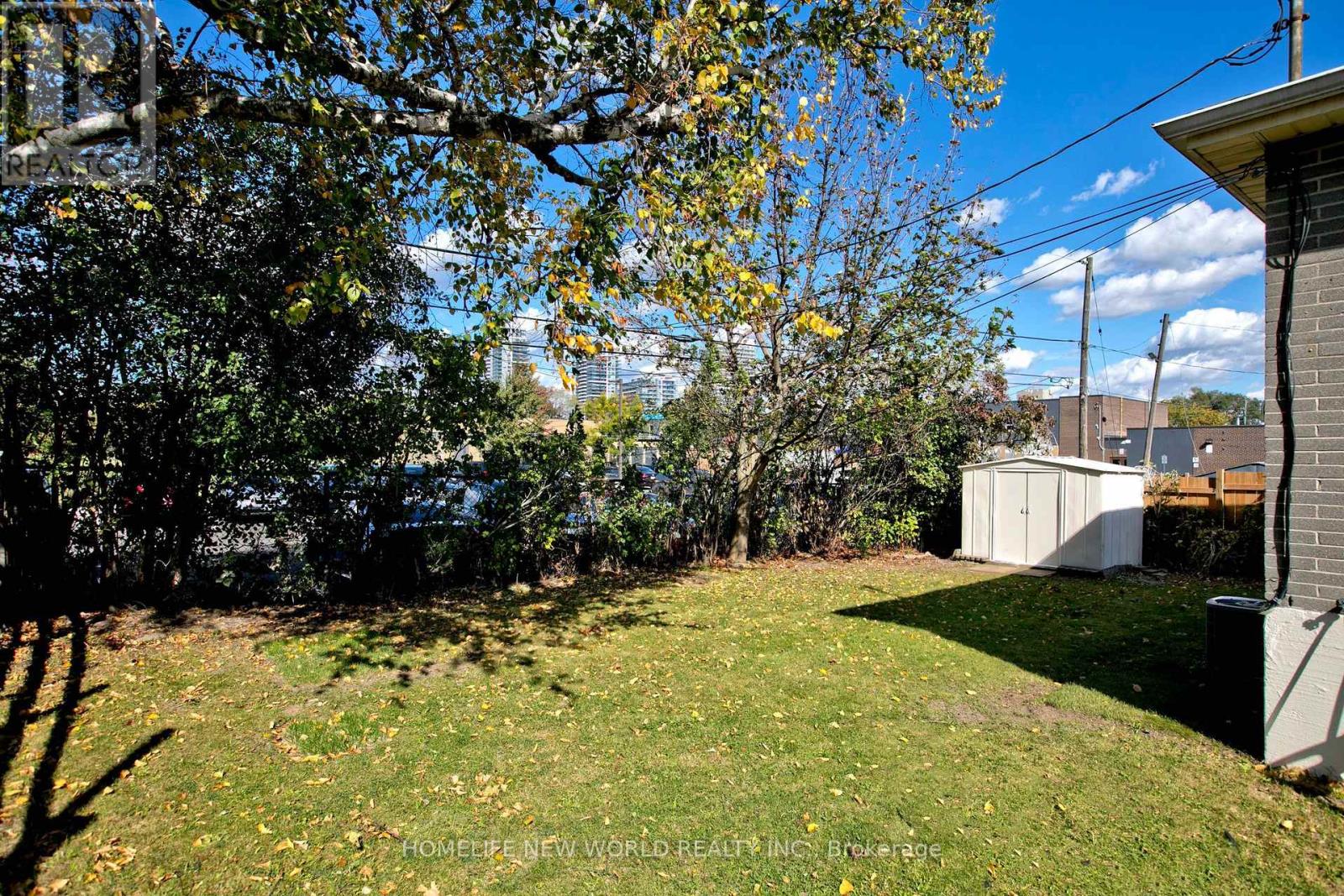 1390 Garvolin Avenue, Pickering, ON photo 30
