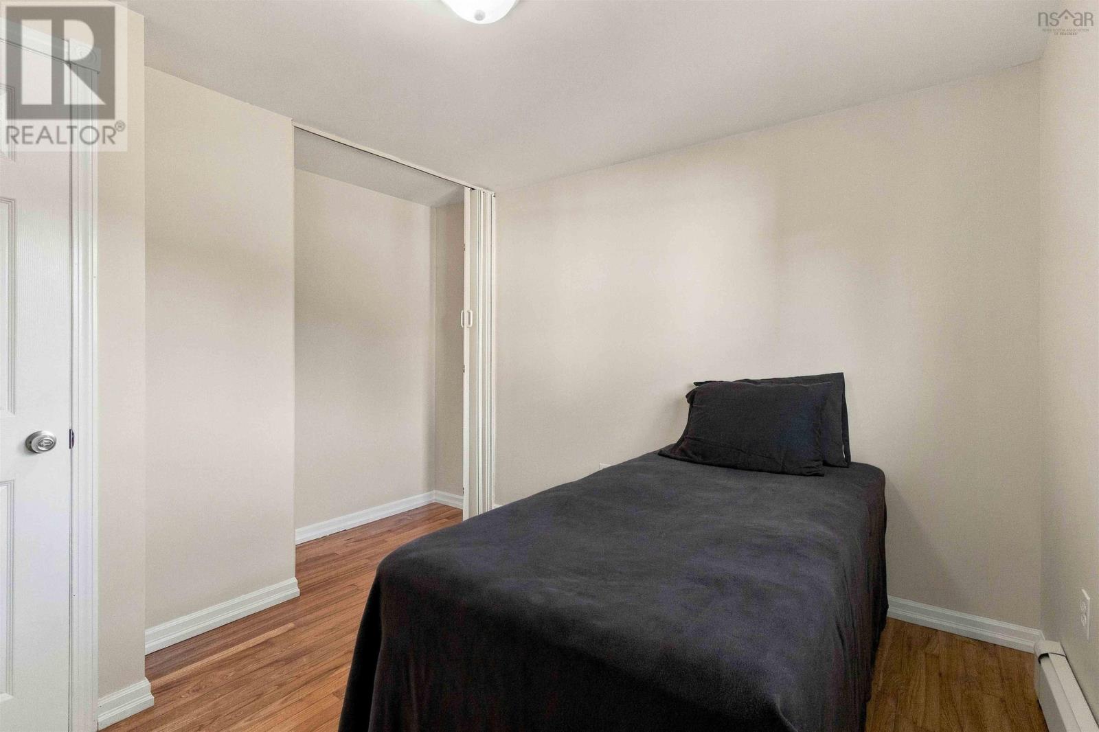 Property 20 of 48 of 54 Himmelman Drive