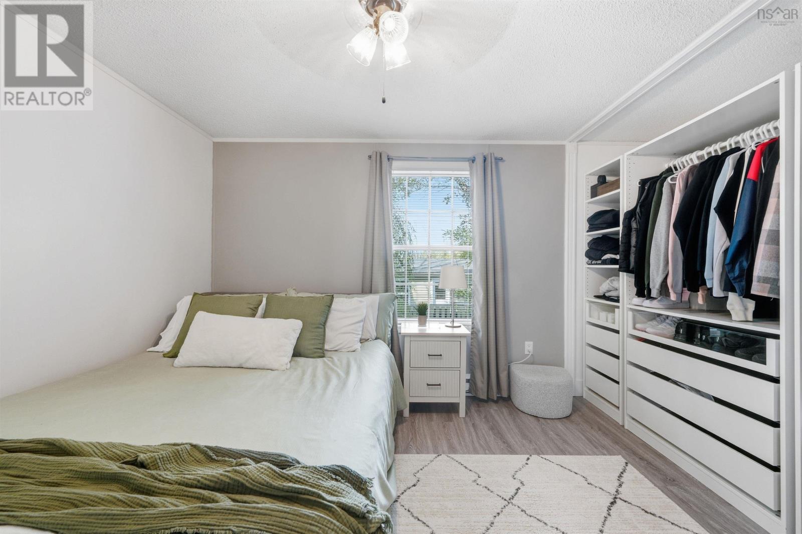 Property 24 of 43 of 2 Alan Street