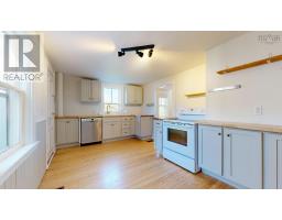 Utility room - 120 Old Port Mouton Road, Liverpool, NS B0T1K0 Photo 13