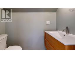 120 Old Port Mouton Road, Liverpool, NS B0T1K0 Photo 31