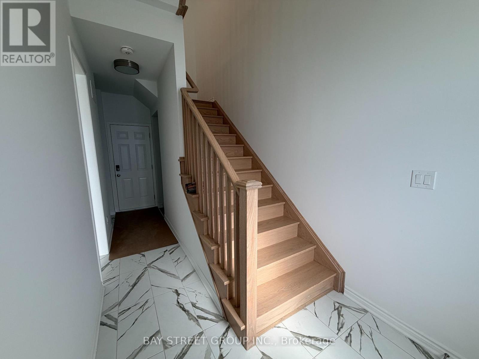 120 Avani Avenue — photo 4
