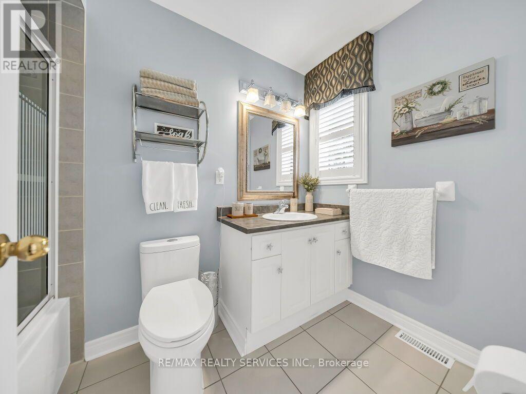 58 SUNNY GLEN CRESCENT - 28