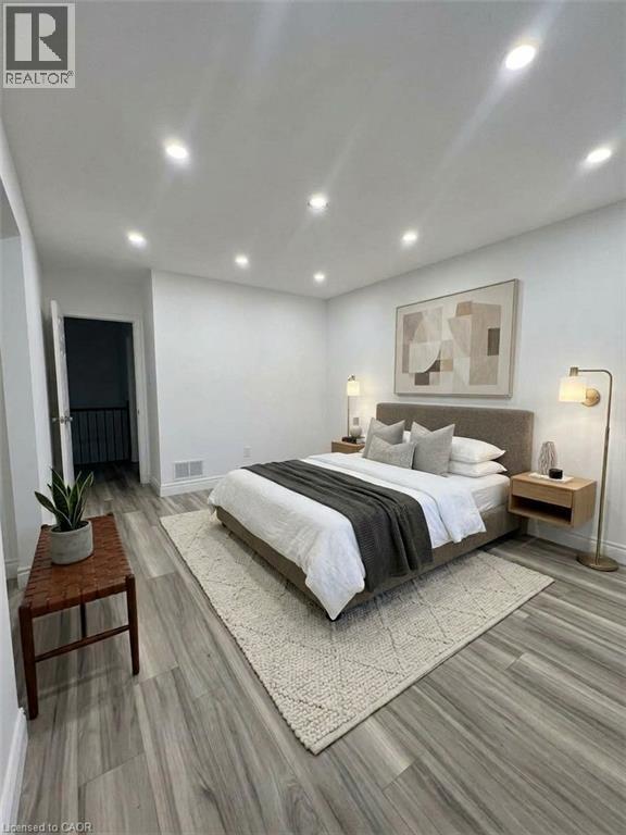 445 Pioneer Drive — photo 12