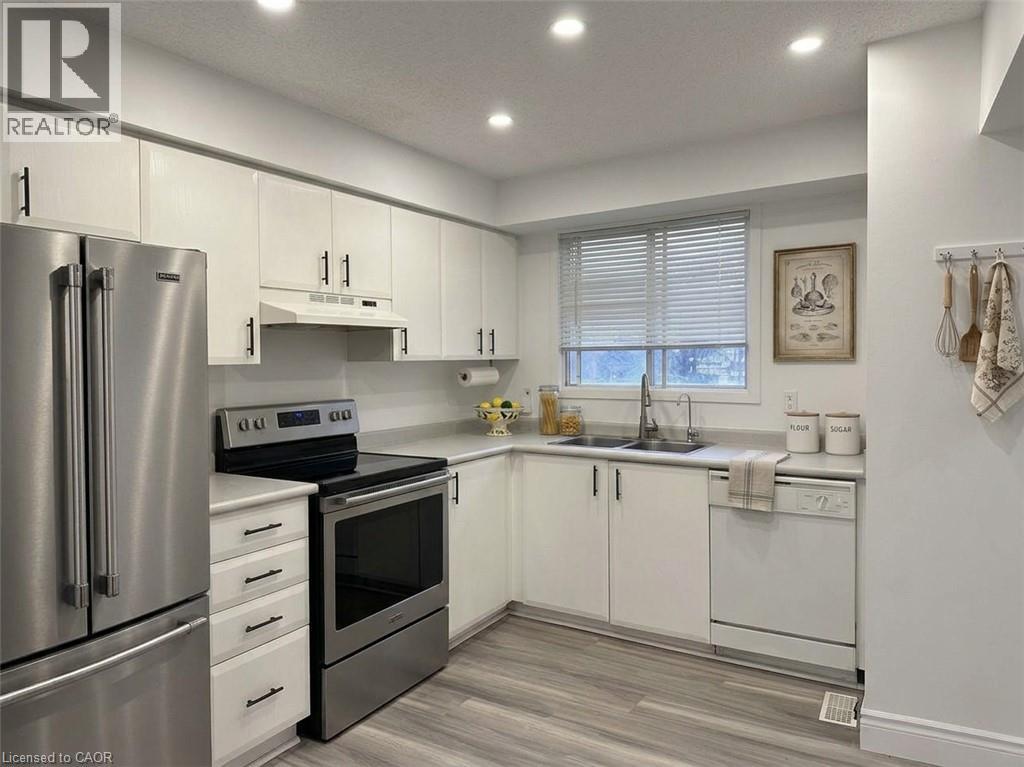 445 Pioneer Drive — photo 4
