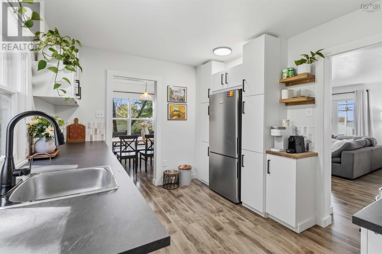 Property 21 of 51 of 85 Mount Edward Road