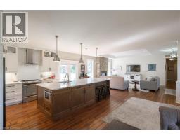 5pc Bathroom - 24 Wingrove Woods, Brantford, ON N3T0M2 Photo 13