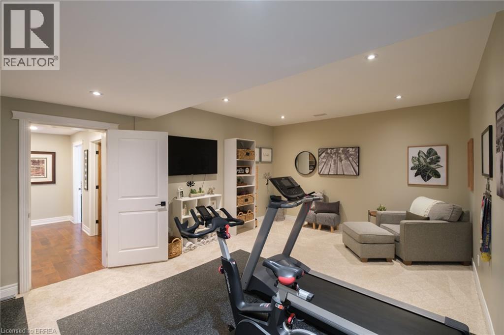 24 Wingrove Woods — photo 38